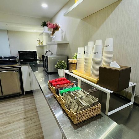 Apause Inn Taipei Exteriör bild