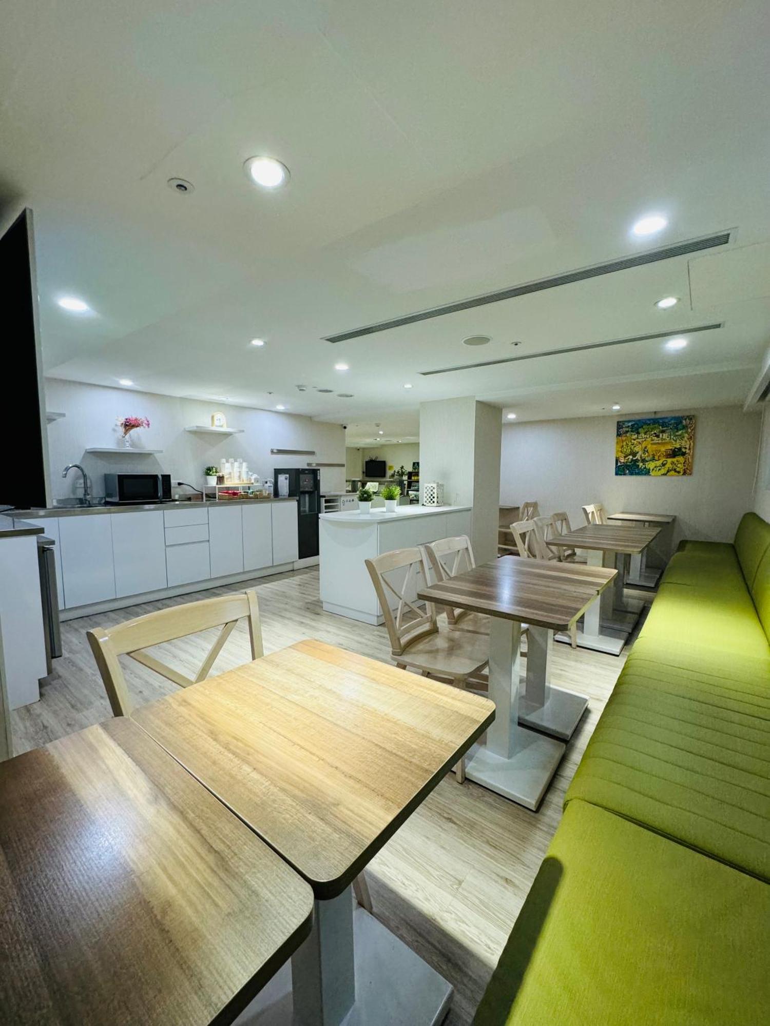 Apause Inn Taipei Exteriör bild